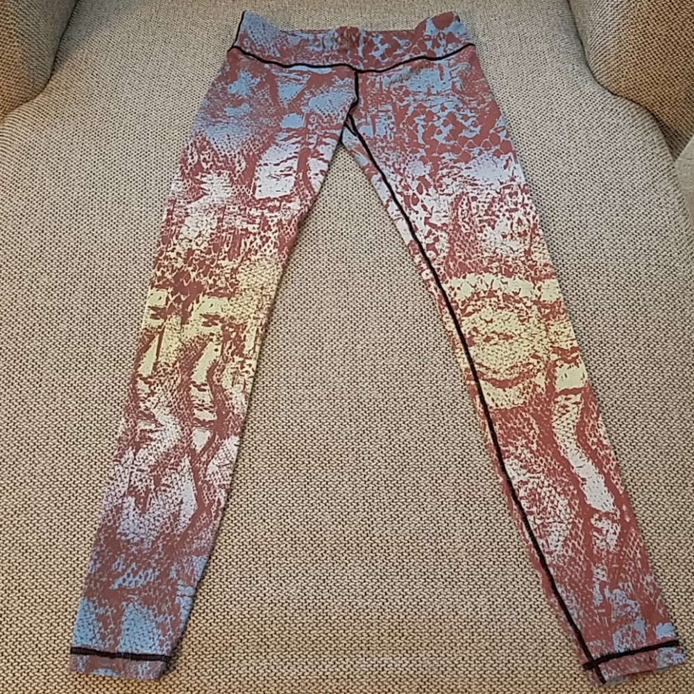 Vimmia python leggings